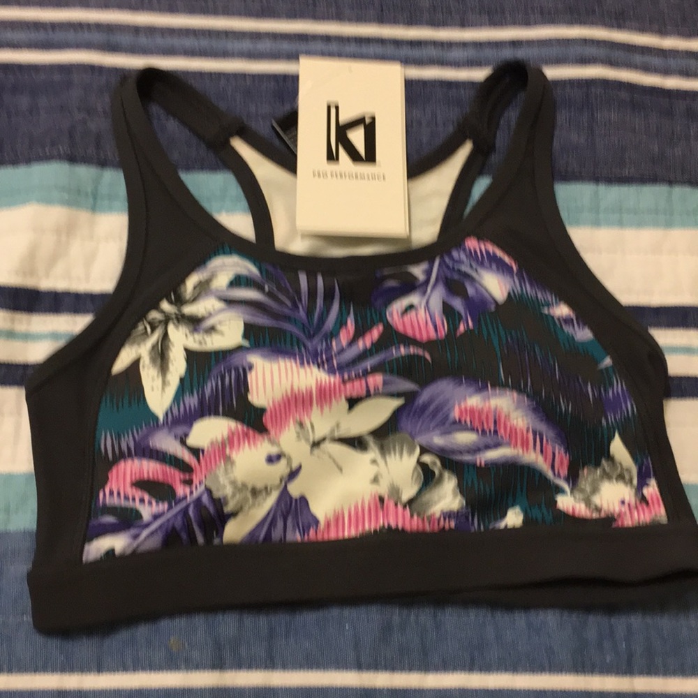 Sports bra